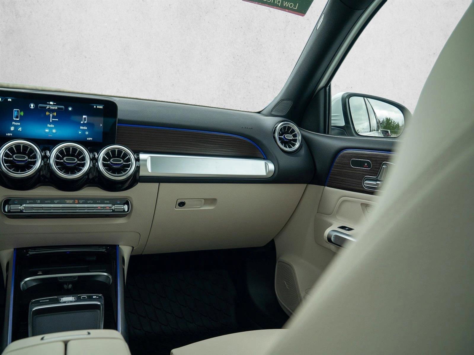 Certified 2026 Mercedes-Benz GLB 250 4MATIC image 19