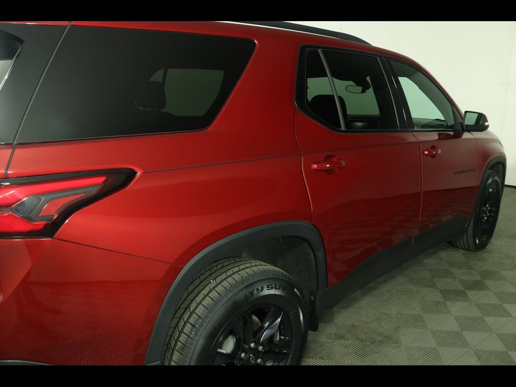 Used 2022 Chevrolet Traverse LT w/ Midnight/Sport Edition image 21