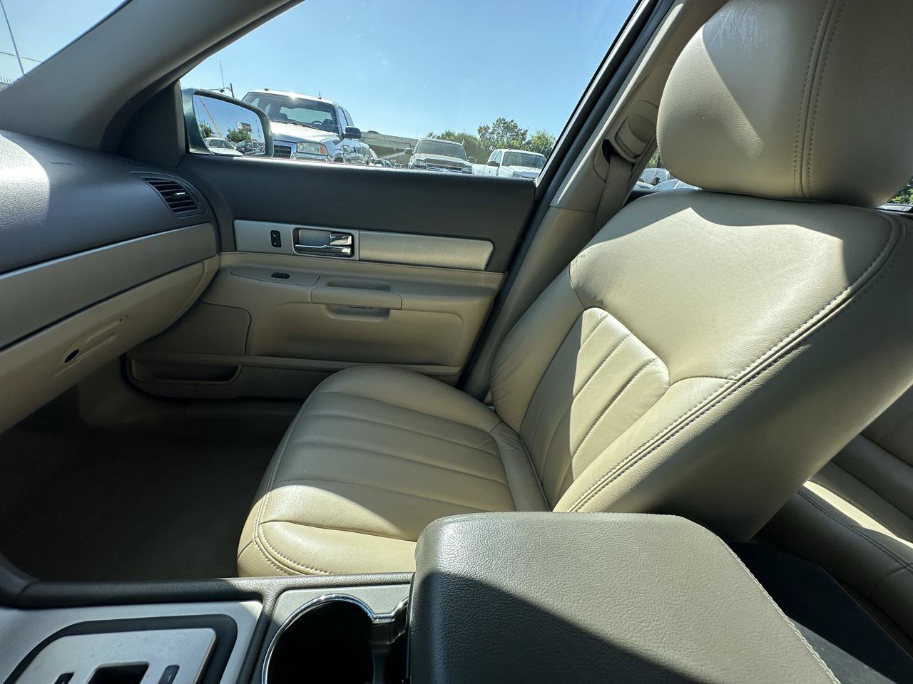 Used 2005 Lincoln LS RWD image 40