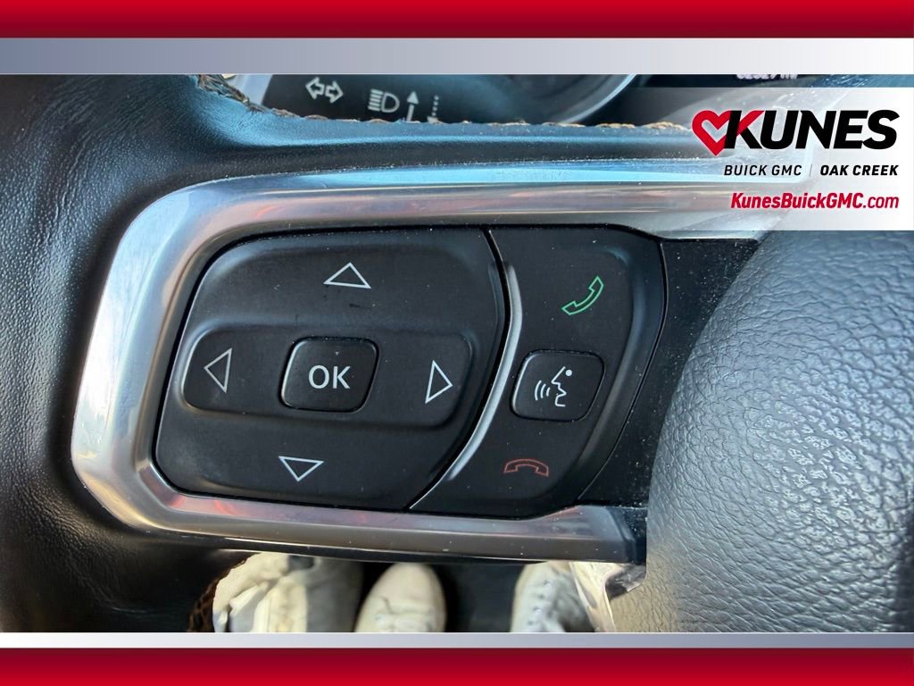 Used 2022 Jeep Wrangler Unlimited Sahara image 13