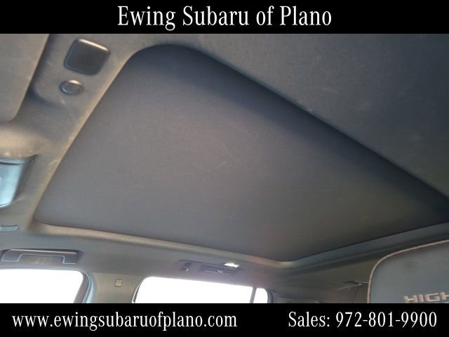 Used 2021 Chevrolet Suburban High Country w/ Premium Package image 8