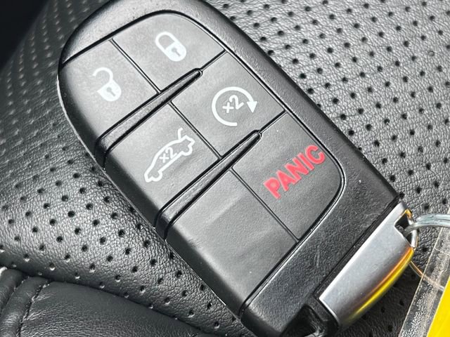 Used 2023 Chrysler 300 C RWD image 32