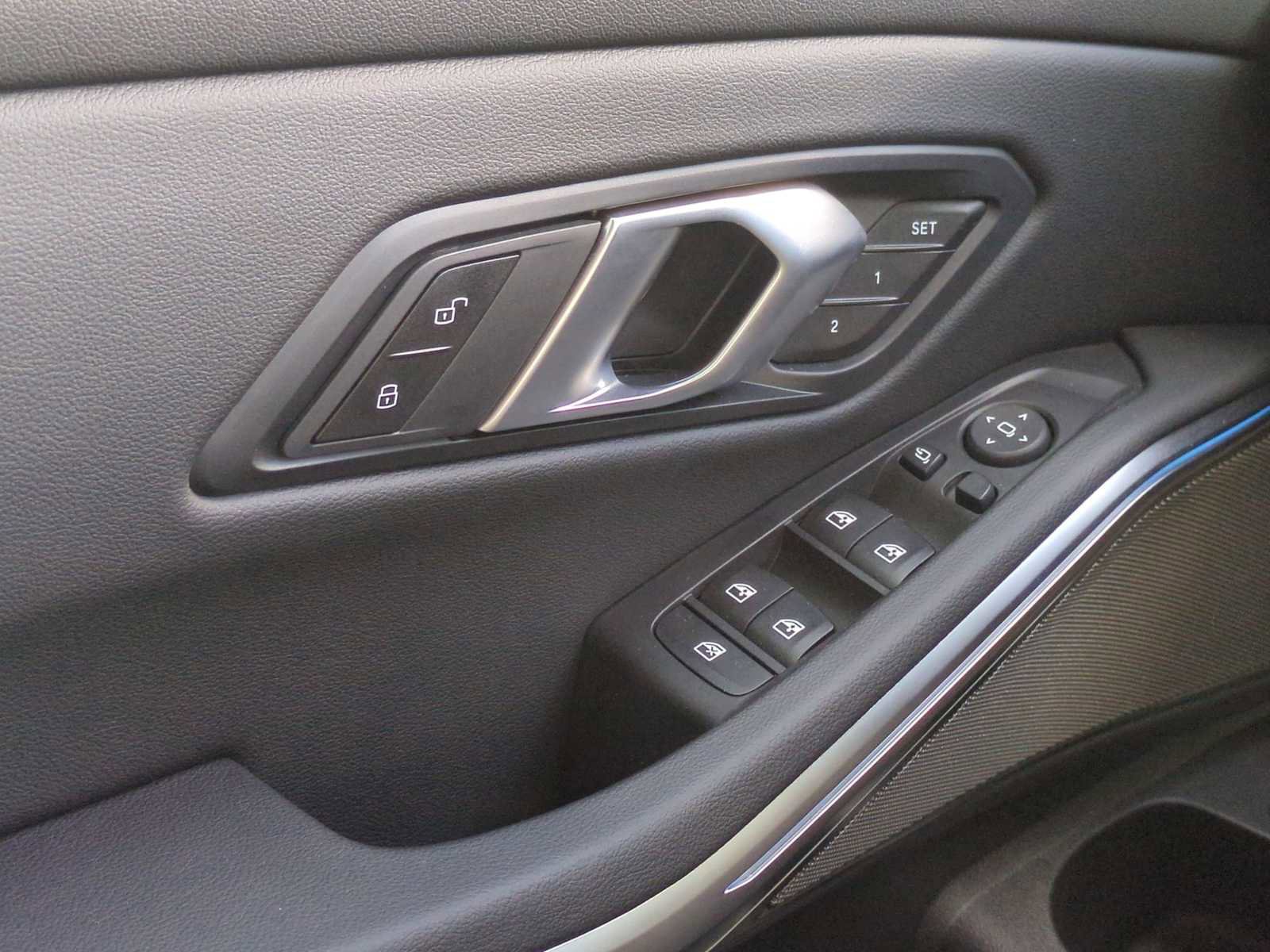 New 2025 BMW 330i xDrive Sedan w/ Premium Package image 39