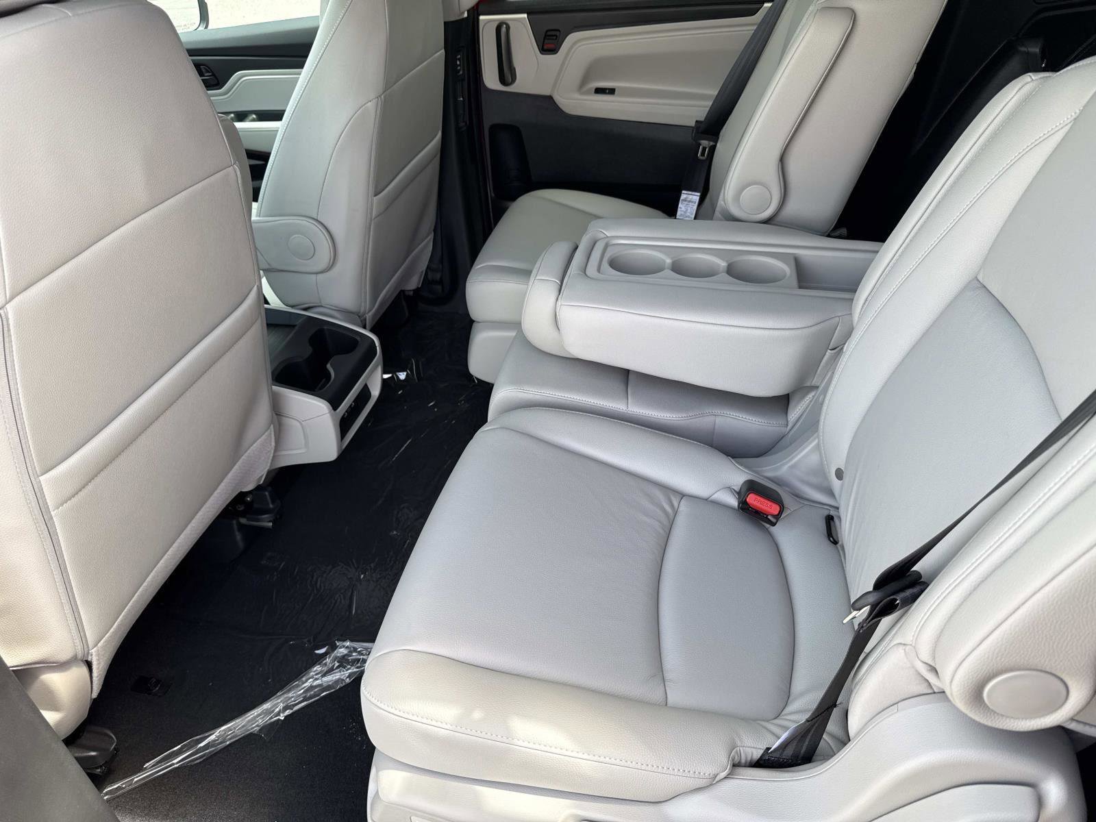 New 2026 Honda Odyssey EX-L image 17