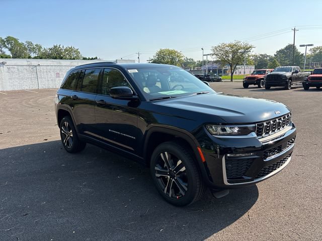 New 2027 Jeep Grand Cherokee Limited w/ Technology Group II AWD/4WD image 2