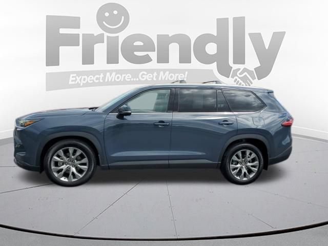 Used 2025 Toyota Grand Highlander AWD Hybrid image 2