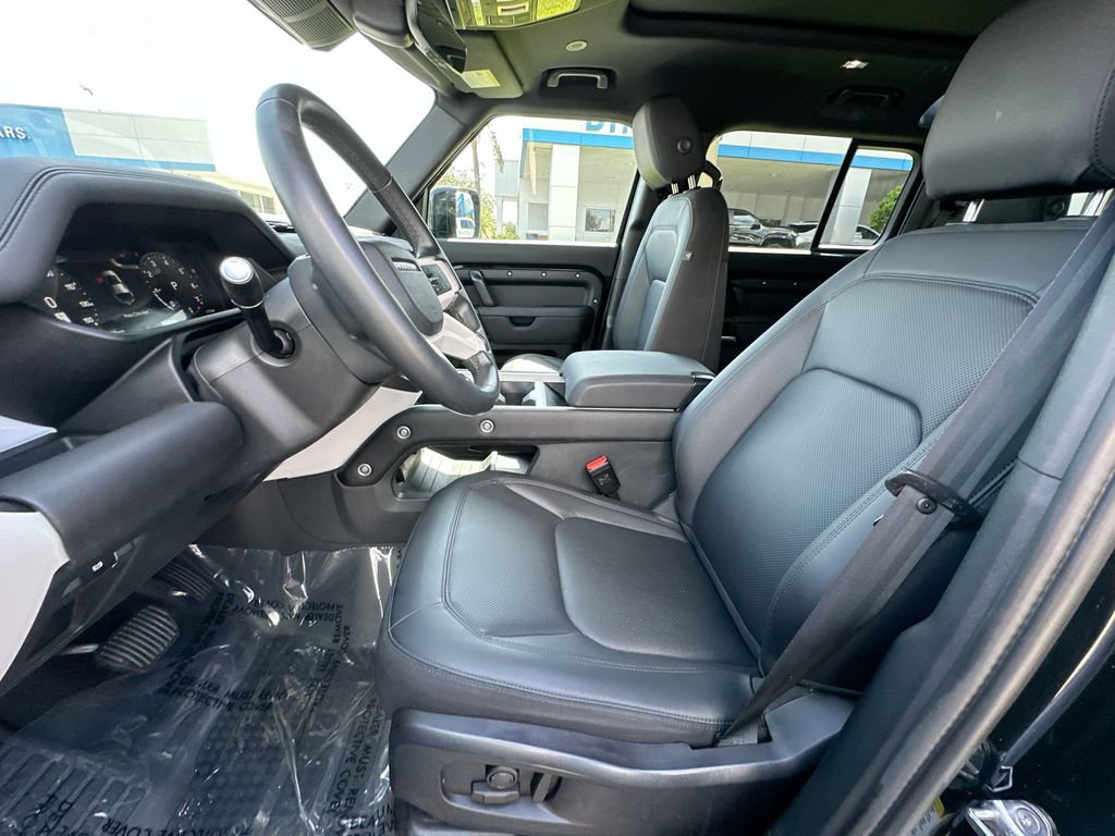 Used 2025 Land Rover Defender 110 S AWD/4WD image 20