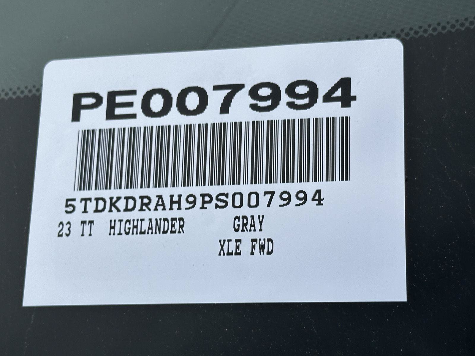 Used 2023 Toyota Highlander XLE FWD image 15