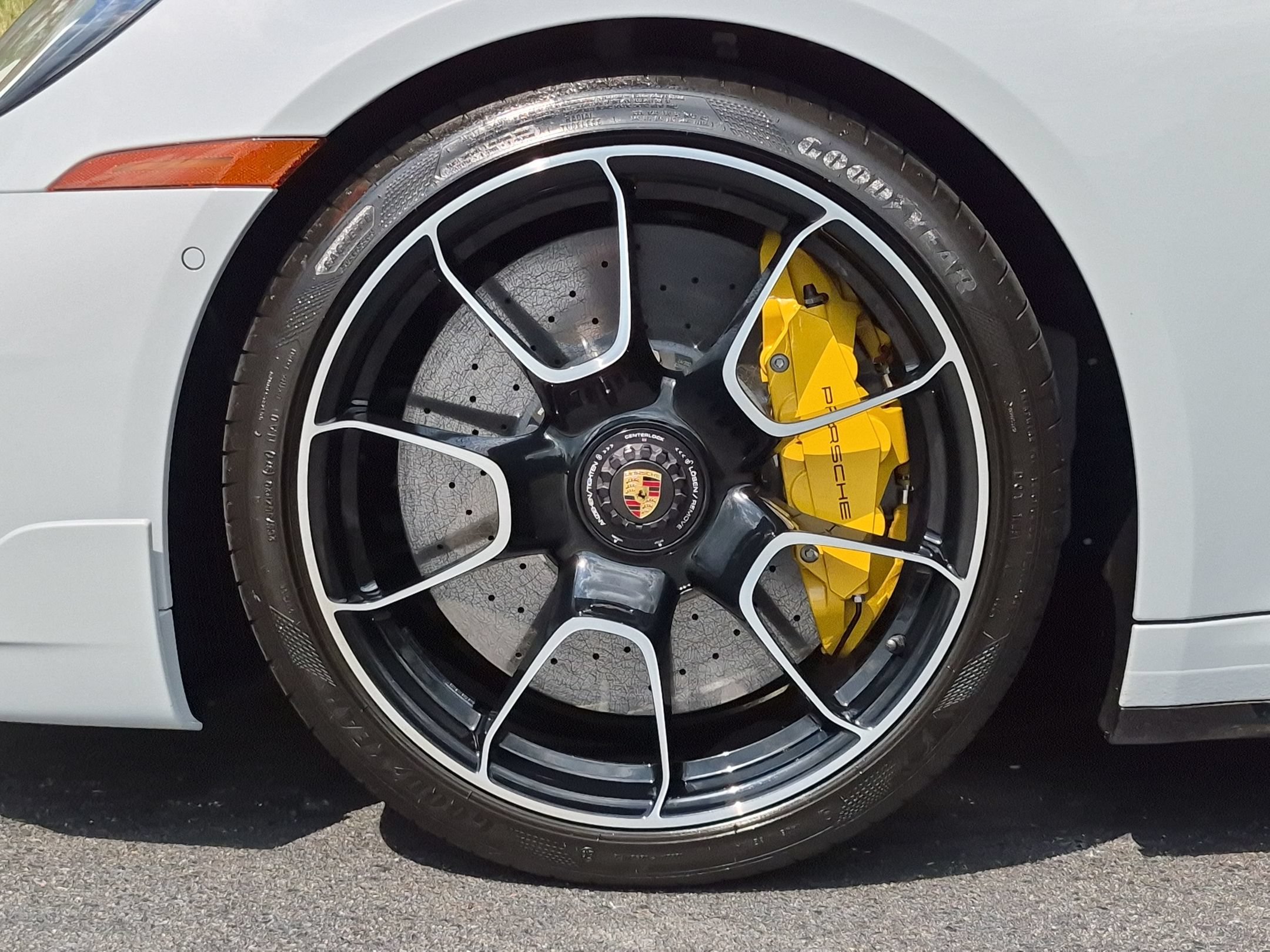 Certified 2024 Porsche 911 Turbo S AWD/4WD image 36