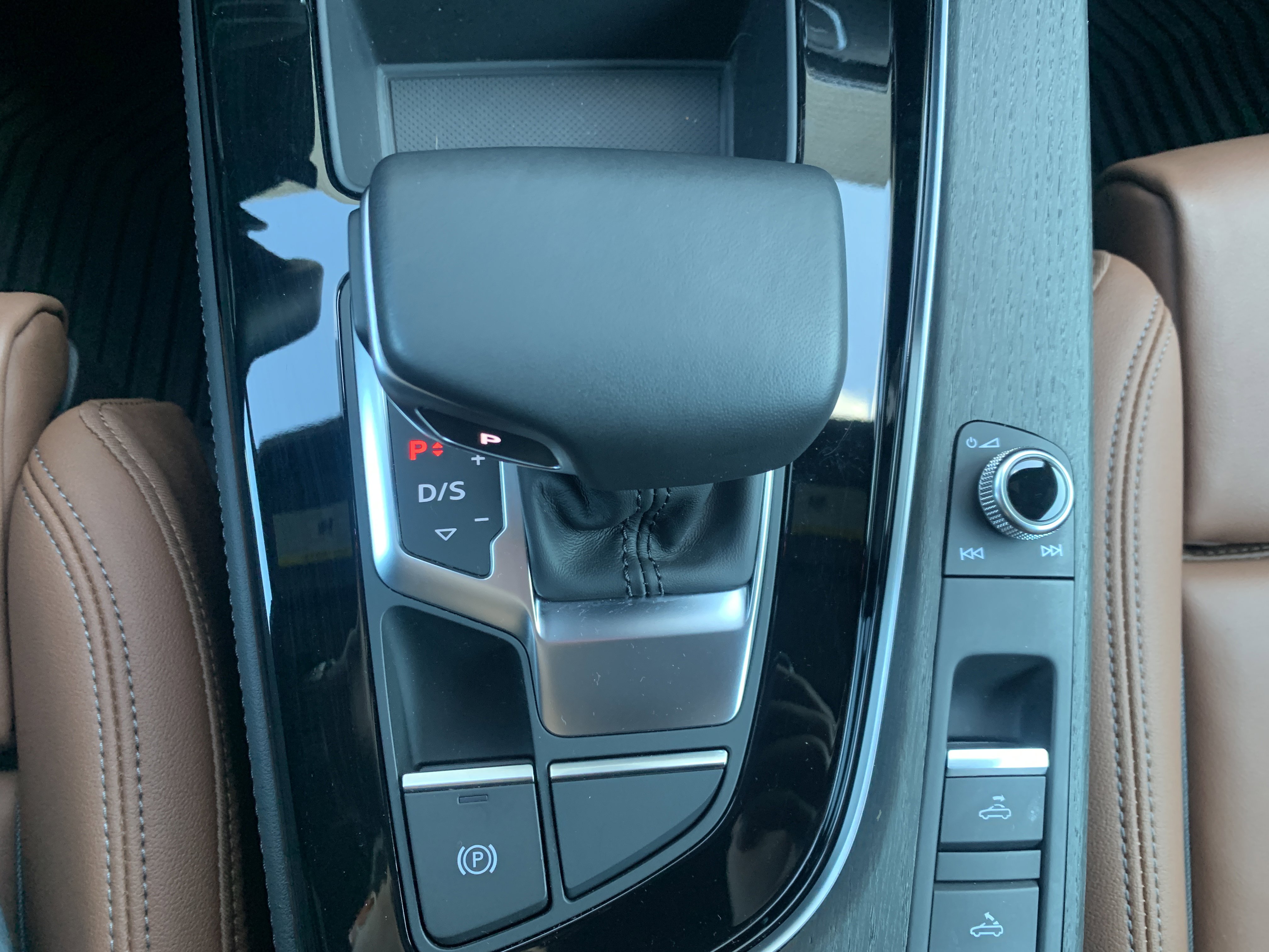 Certified 2024 Audi A5 2.0T Premium Plus image 28