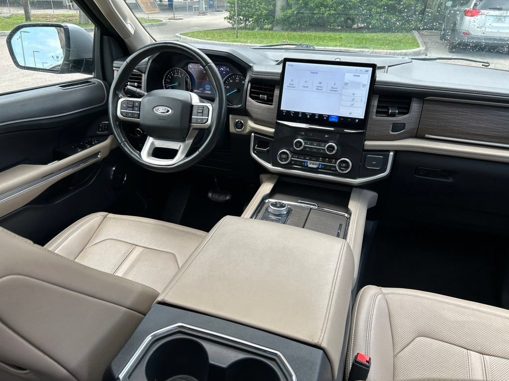 Used 2024 Ford Expedition Limited RWD image 9