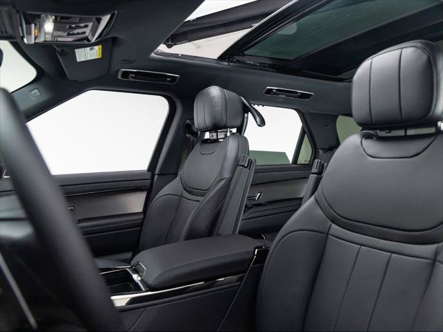 New 2026 Land Rover Range Rover Sport Dynamic SE AWD/4WD image 15