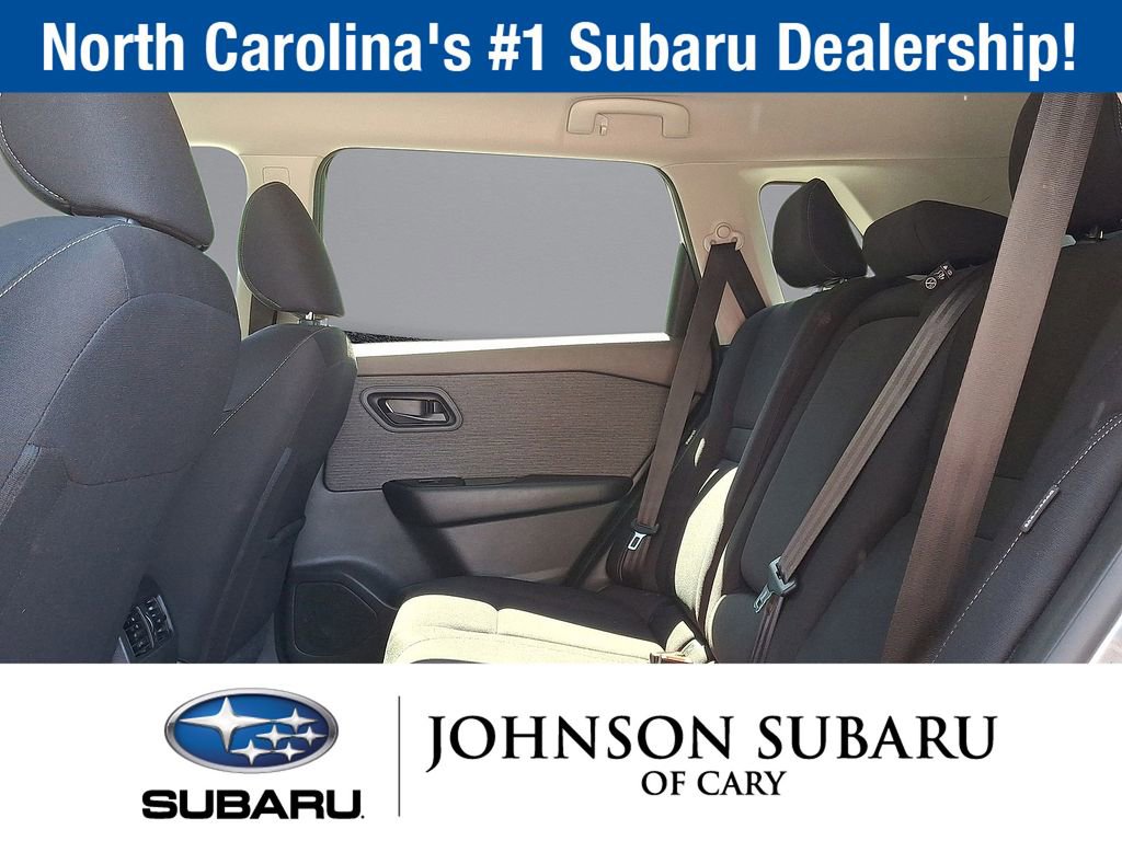 Used 2023 Nissan Rogue S AWD/4WD image 20