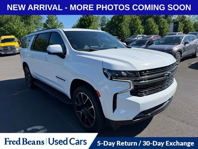 Used 2022 Chevrolet Suburban RST w/ Luxury Package AWD/4WD image 1