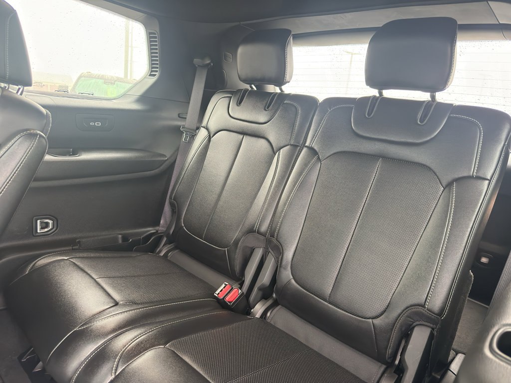 Used 2024 Jeep Grand Cherokee L Limited w/ Luxury Tech Group II AWD/4WD image 36