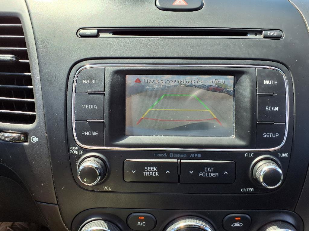 Used 2016 Kia Forte LX w/ LX Popular Plus Package image 27