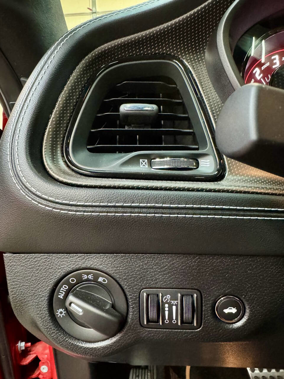 Used 2023 Dodge Challenger SRT Hellcat image 39