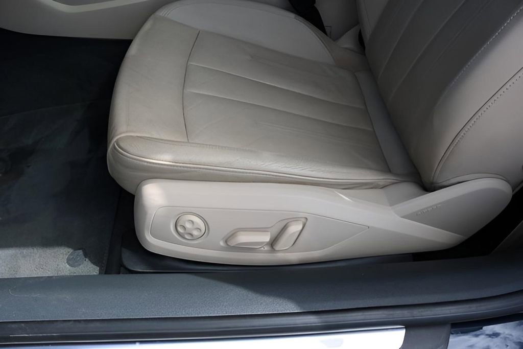 Used 2018 Audi A5 2.0T Prestige w/ Driver Assistance Package image 13