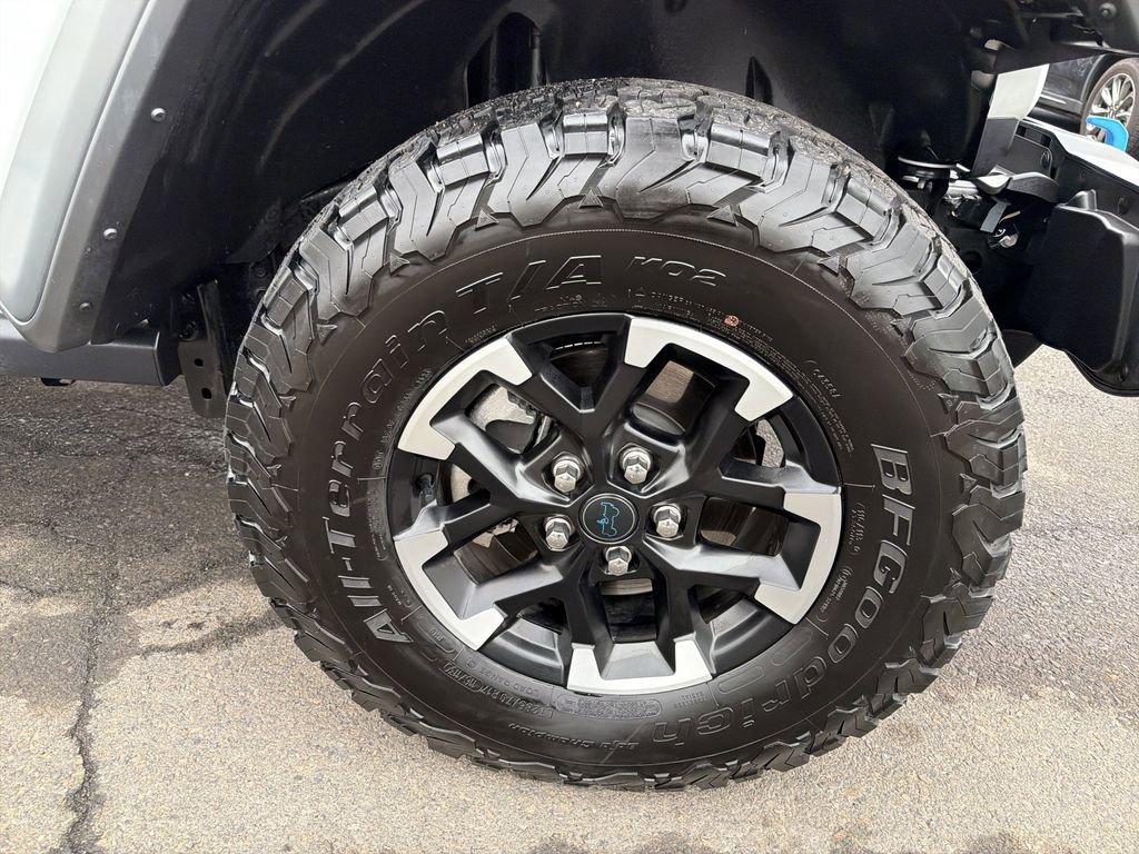 Used 2024 Jeep Wrangler Unlimited Rubicon 4xe w/ Convenience Group AWD/4WD image 34