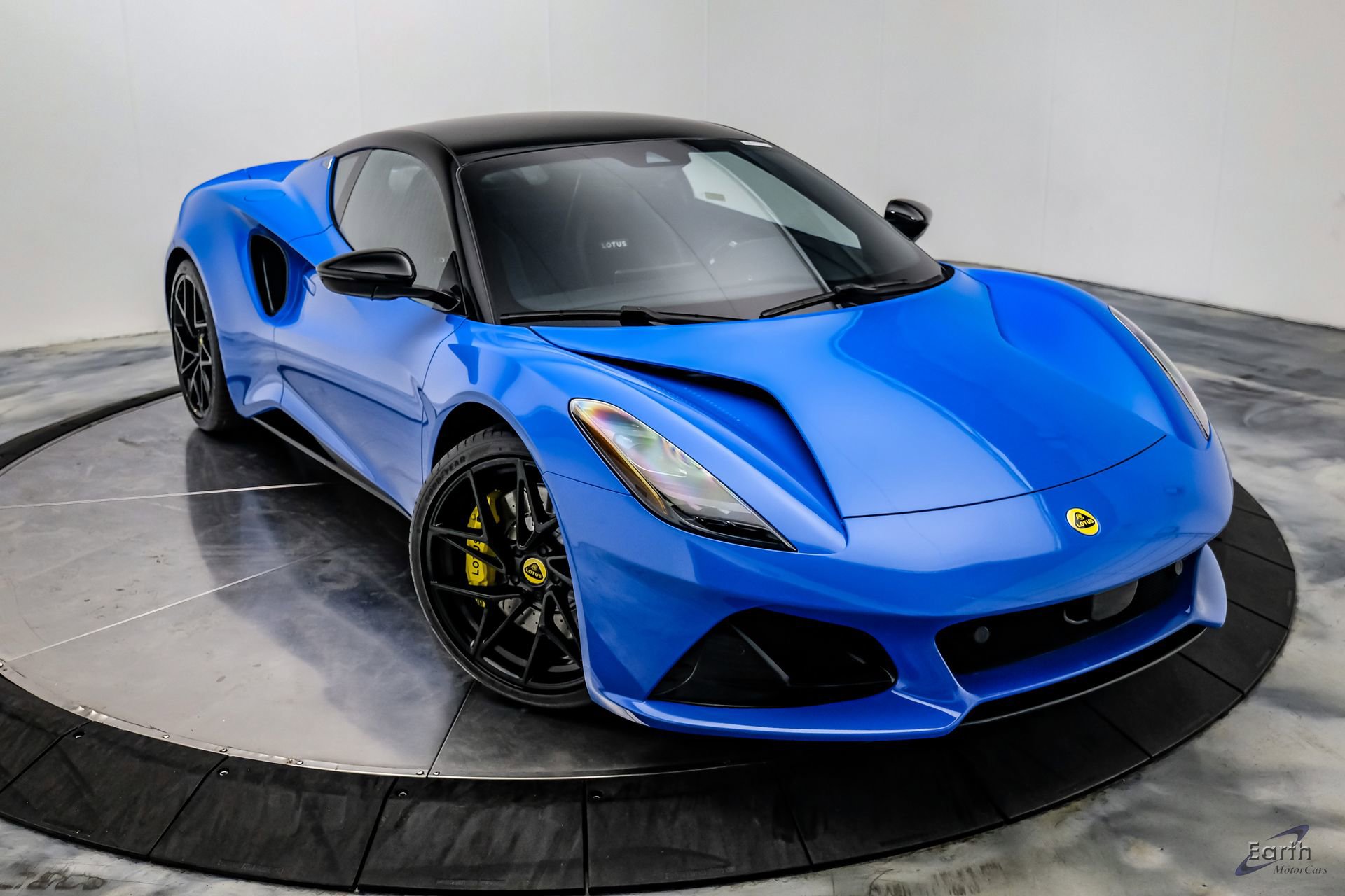 New 2026 Lotus Emira SE image 28