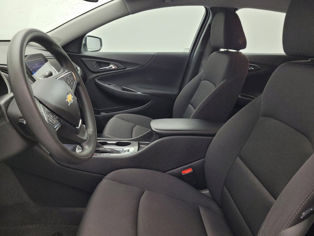 Used 2024 Chevrolet Malibu LS w/ Driver Confidence Package FWD image 17