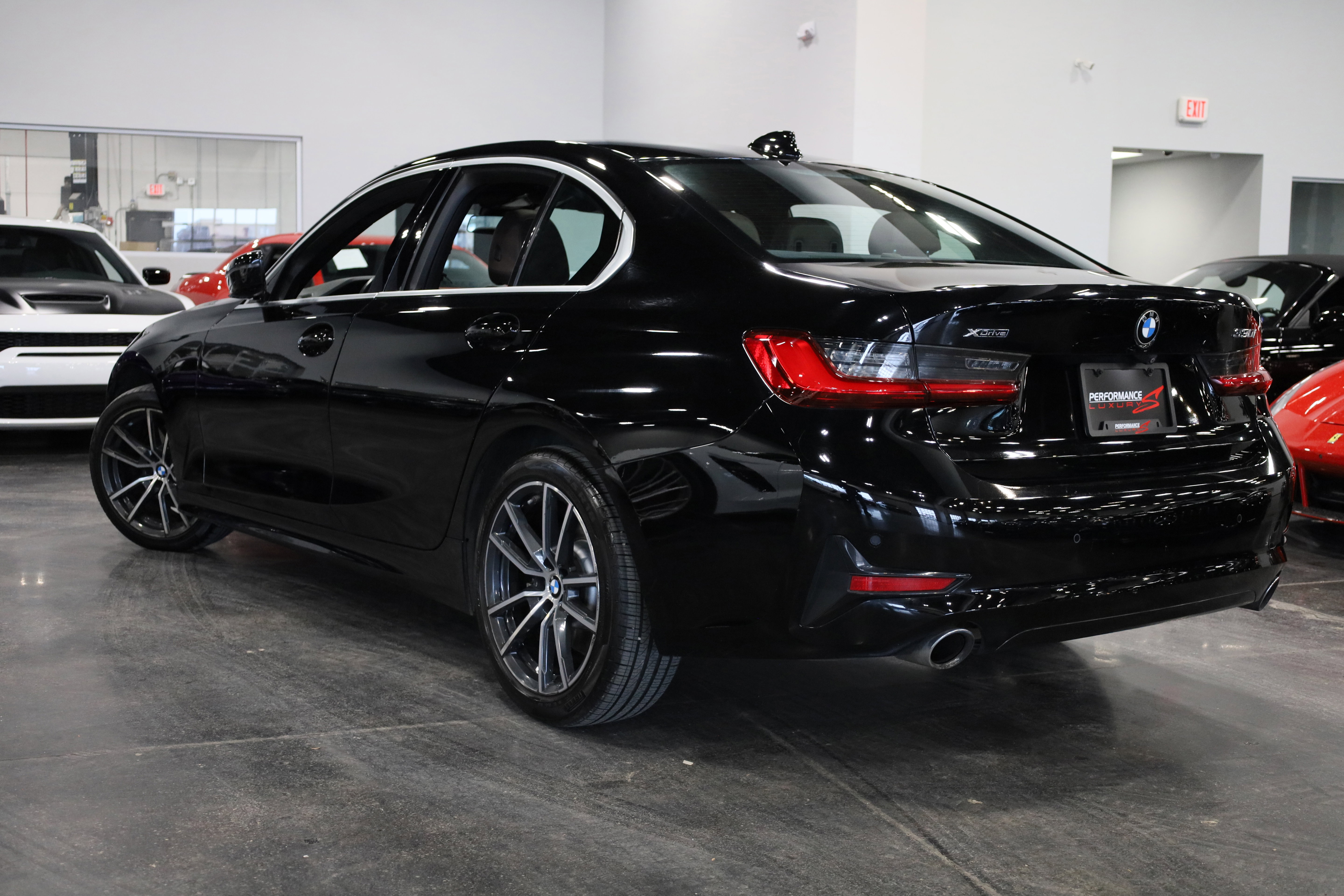 Used 2020 BMW 330i xDrive Sedan w/ Premium Package image 4