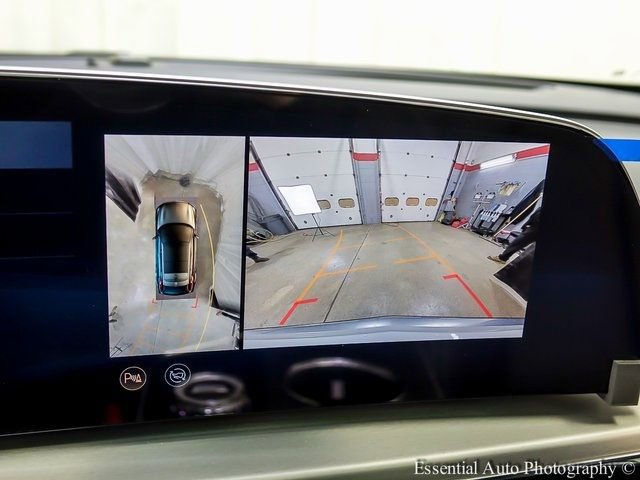 New 2025 Cadillac Lyriq Luxury w/ LPO, Floor Liner Package image 16