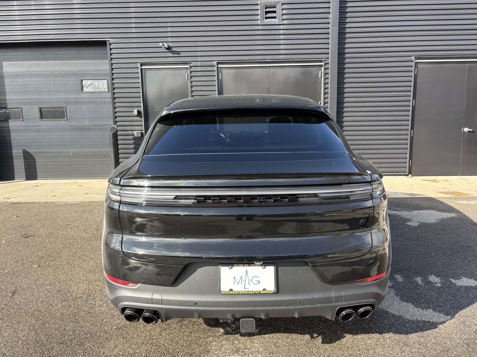 New 2026 Porsche Cayenne Coupe image 9