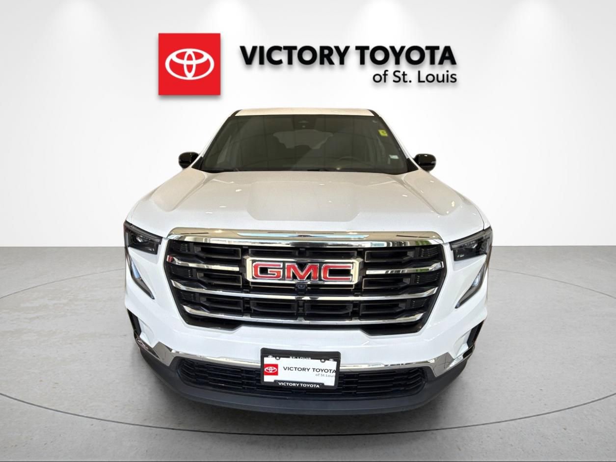 Used 2025 GMC Acadia Elevation AWD/4WD image 8