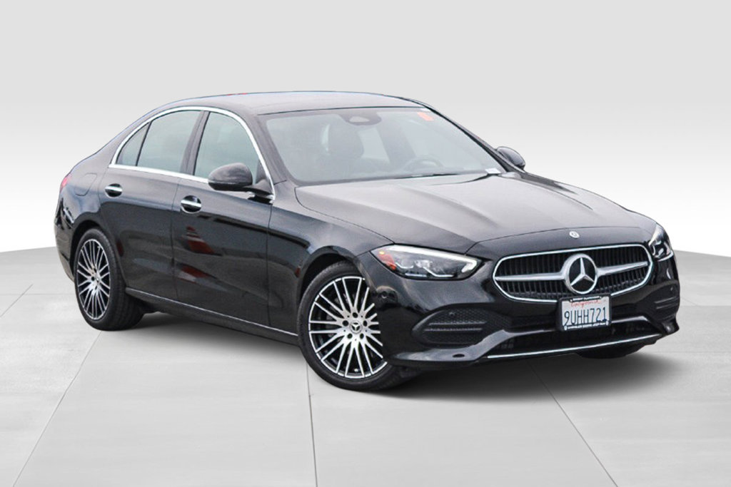 Used 2025 Mercedes-Benz C 300 4MATIC Sedan image 2