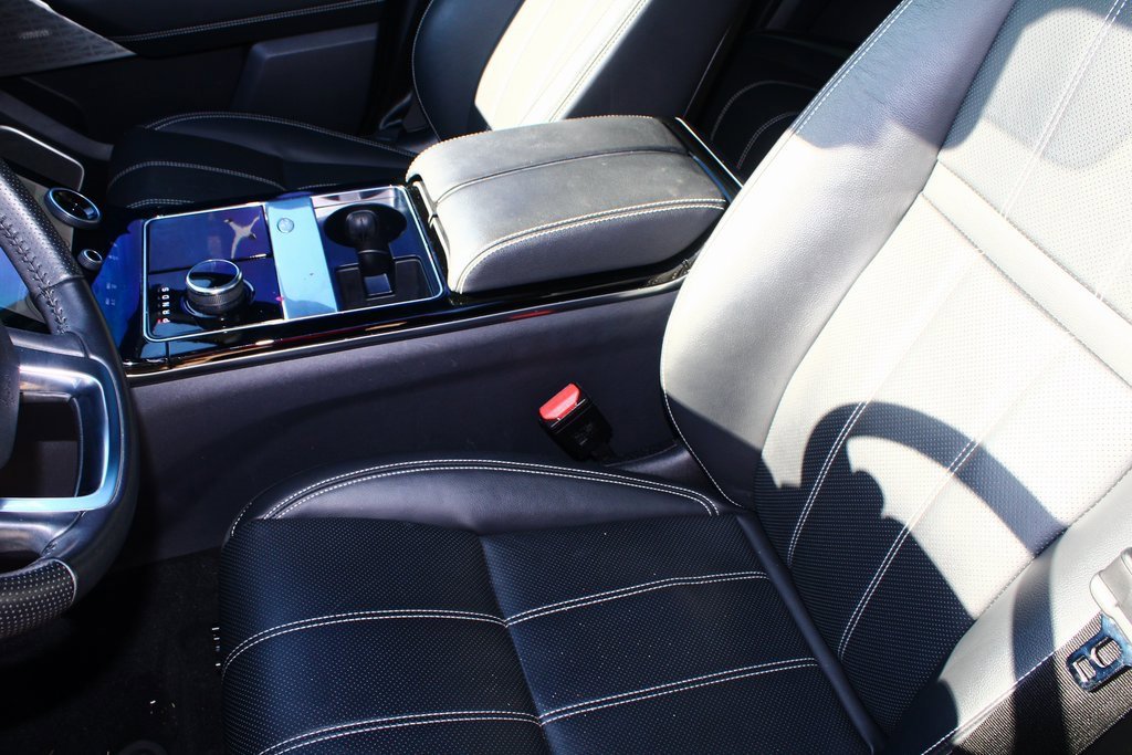 Used 2020 Land Rover Range Rover Velar S image 4