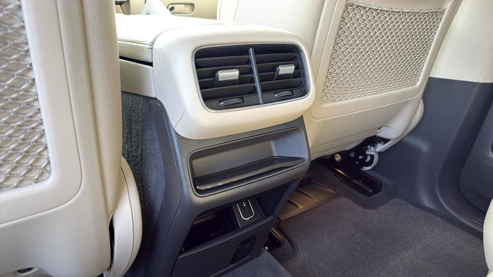 Used 2020 Mercedes-Benz GLE 450 4MATIC image 28