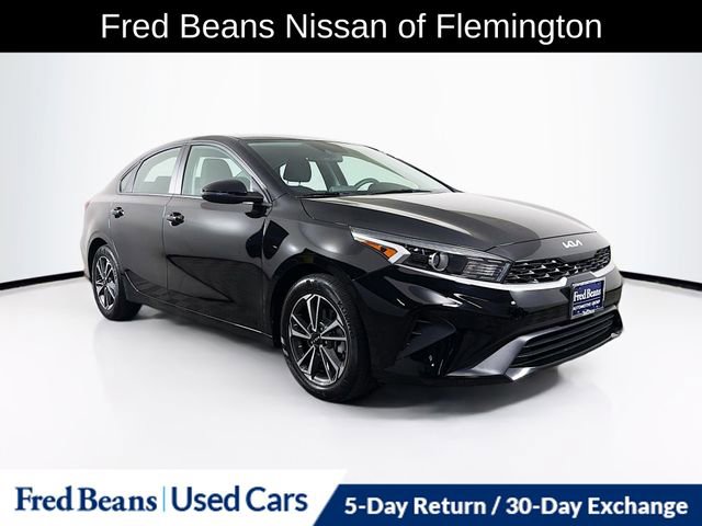 Used 2023 Kia Forte LXS w/ LXS Technology Package