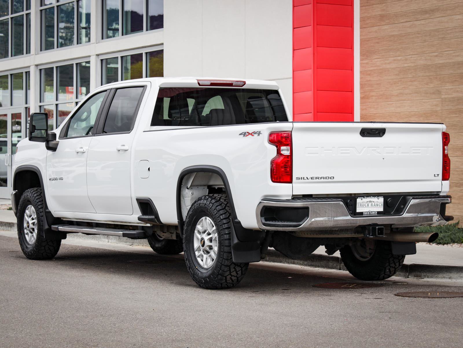 Used 2021 Chevrolet Silverado 2500 LT image 6