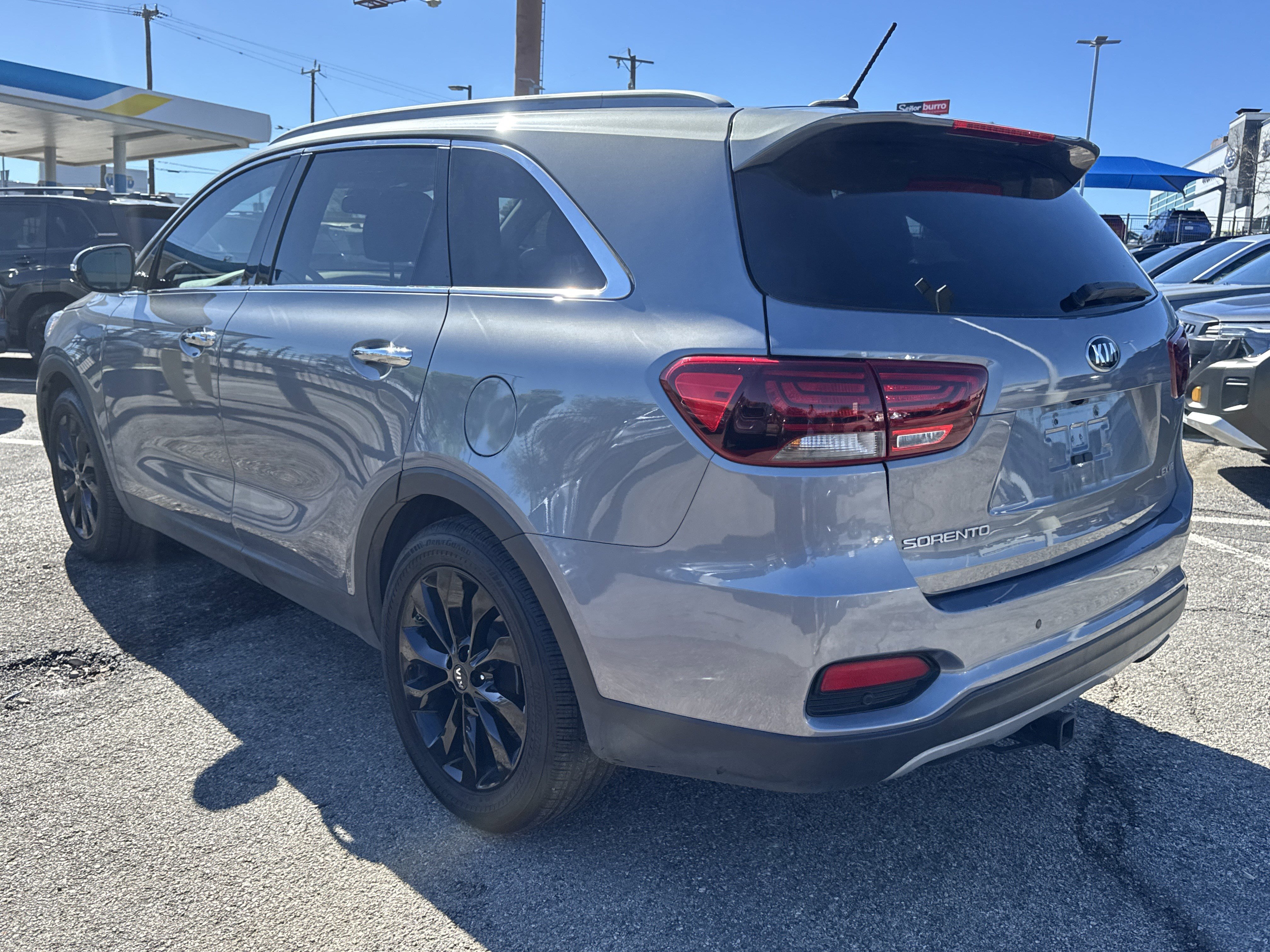 Used 2020 Kia Sorento EX image 5