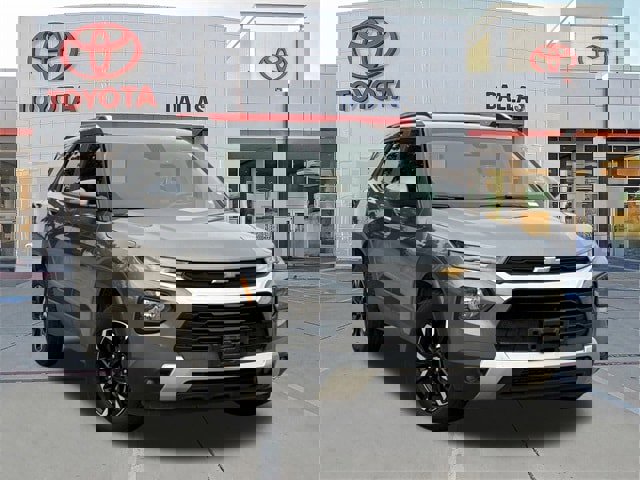 Used 2021 Chevrolet TrailBlazer LT w/ Convenience Package