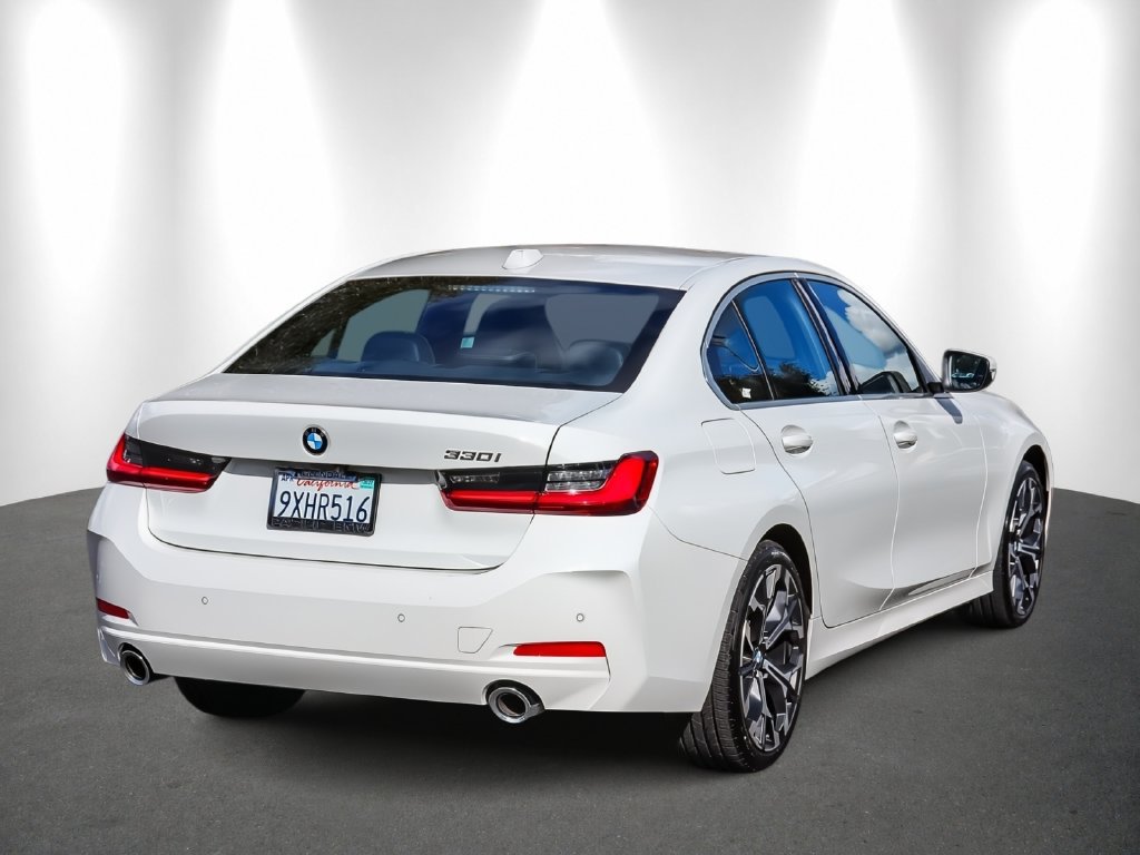 Used 2026 BMW 330i Sedan RWD image 6