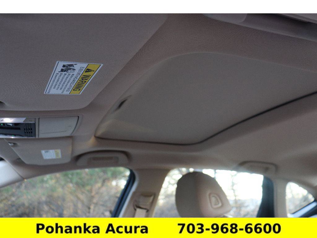 Certified 2025 Acura TLX w/ Technology Package image 21