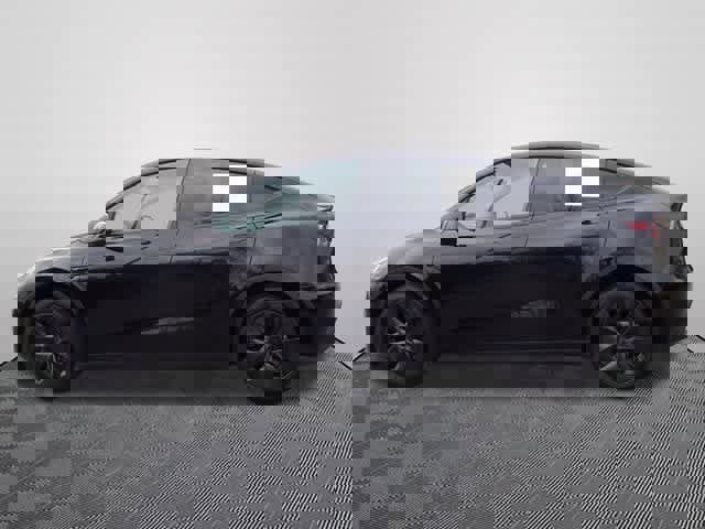 Used 2025 Tesla Model Y Long Range image 2