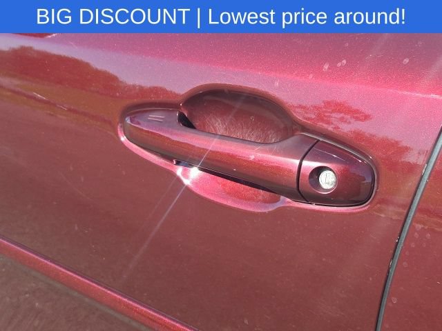 Used 2018 Toyota Highlander Limited FWD image 25