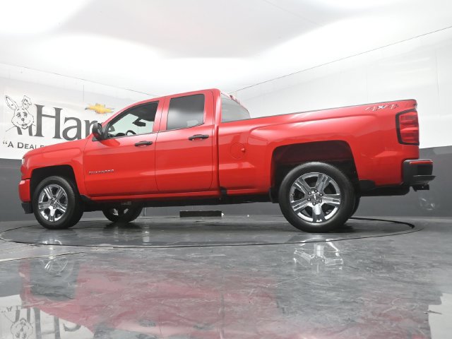 Used 2019 Chevrolet Silverado 1500 Custom w/ Custom Convenience Package AWD/4WD image 59