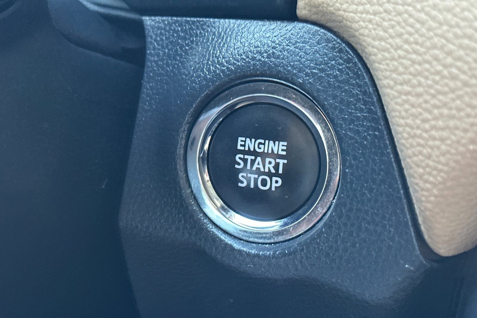 Used 2023 Toyota RAV4 XLE image 29