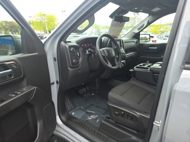 Used 2025 Chevrolet Silverado 1500 Custom Trail Boss AWD/4WD image 17