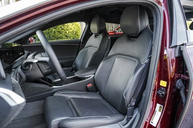 Used 2024 Lucid Air Touring AWD/4WD image 36