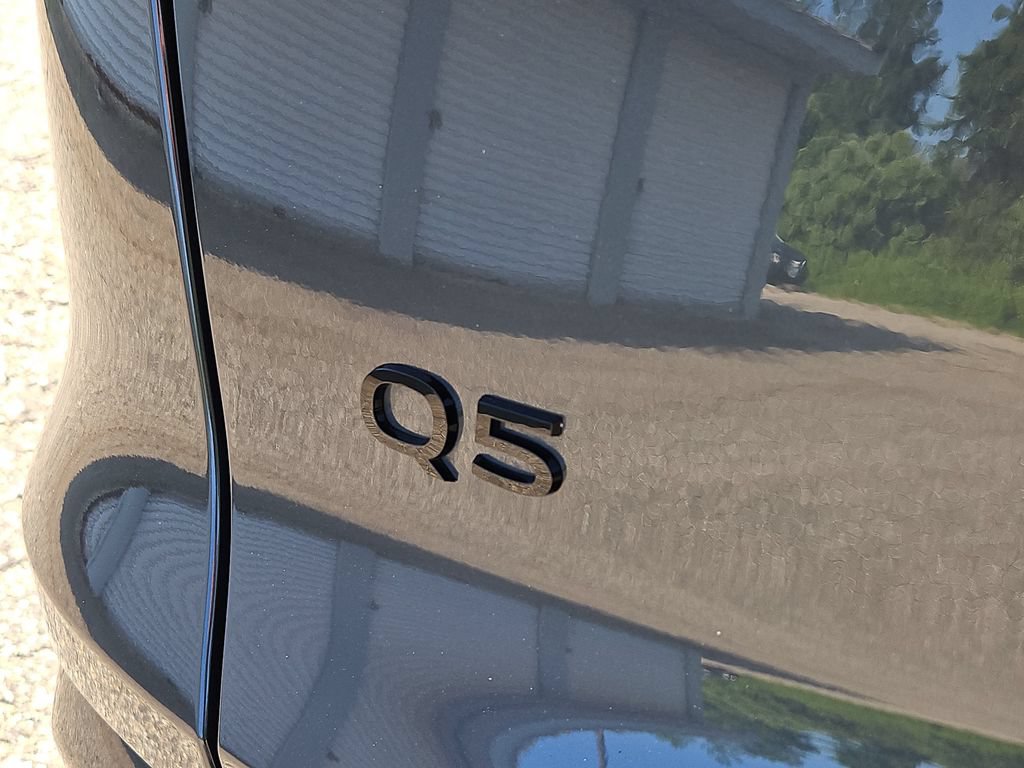 Certified 2025 Audi Q5 Premium Plus w/ Premium Plus AWD/4WD image 12