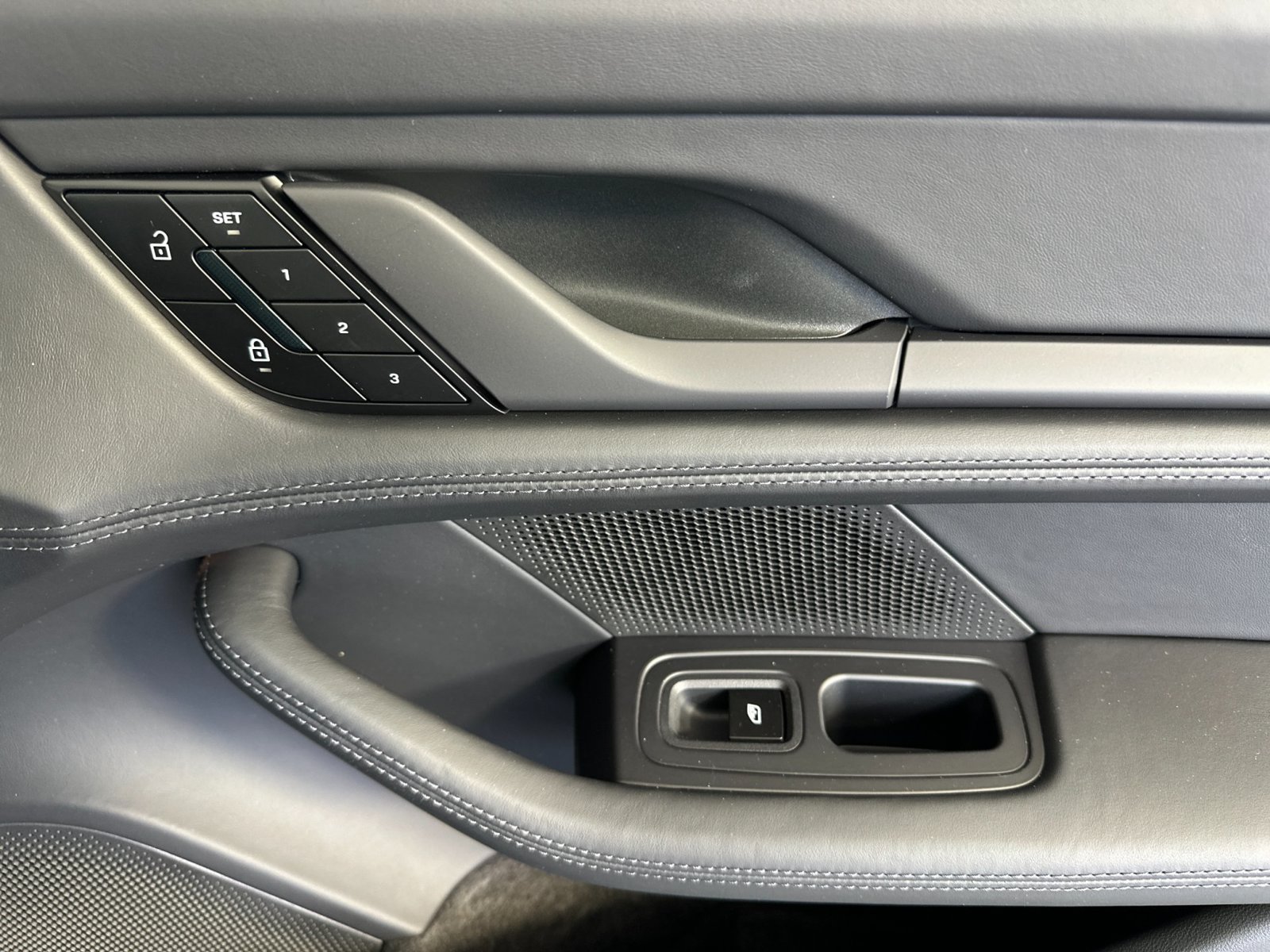 New 2026 Porsche Taycan AWD/4WD image 19