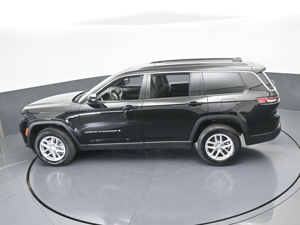 Used 2024 Jeep Grand Cherokee L Laredo image 47