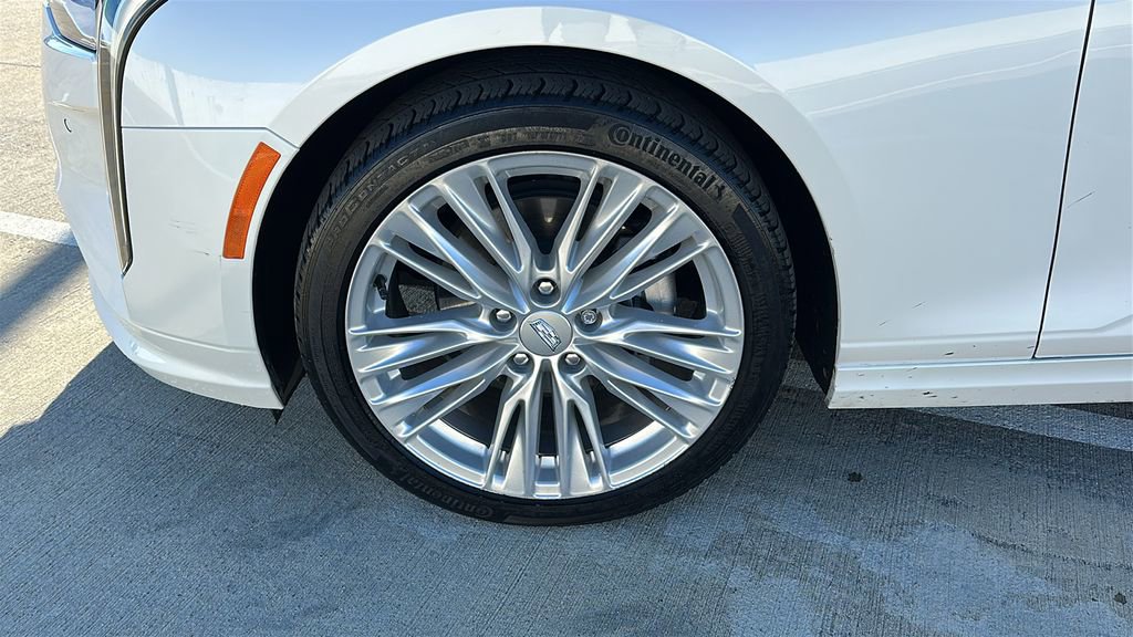 Used 2025 Cadillac CT4 Premium Luxury image 7