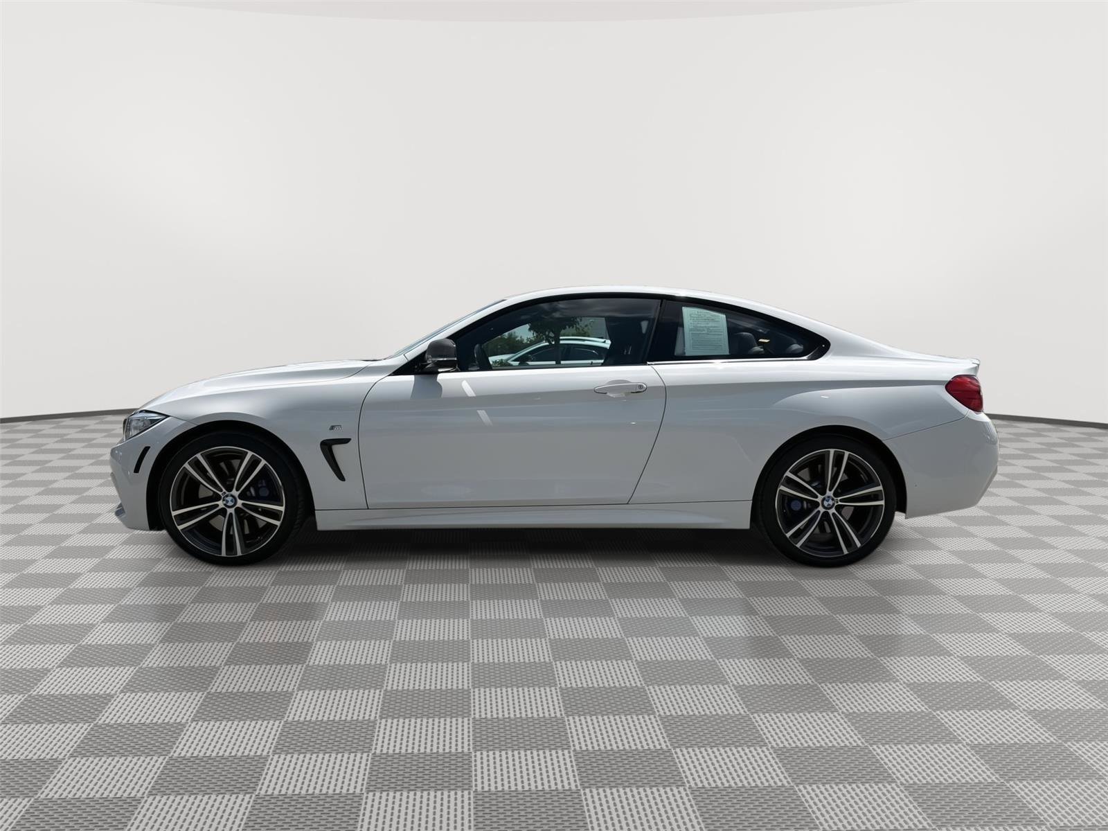 Used 2015 BMW 435i xDrive Coupe AWD/4WD image 2