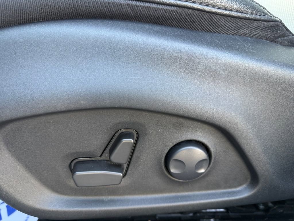 Used 2022 Jeep Compass Limited w/ Sun and Sound Group image 16